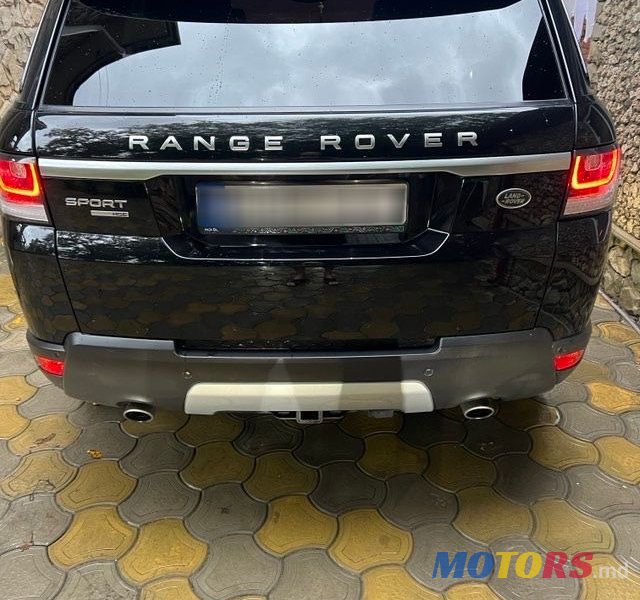 2017' Land Rover Range Rover Sport photo #3