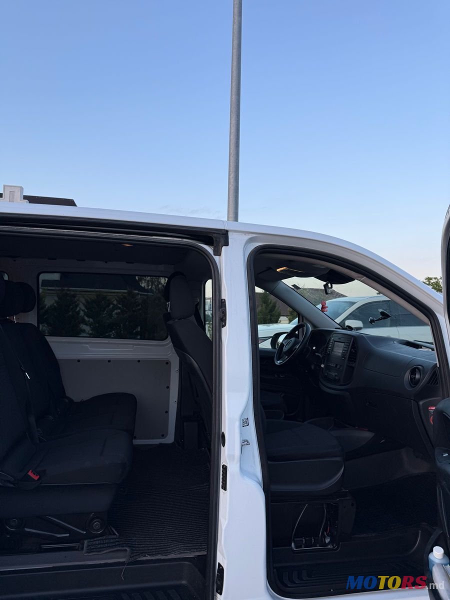 2017' Mercedes-Benz Vito photo #3
