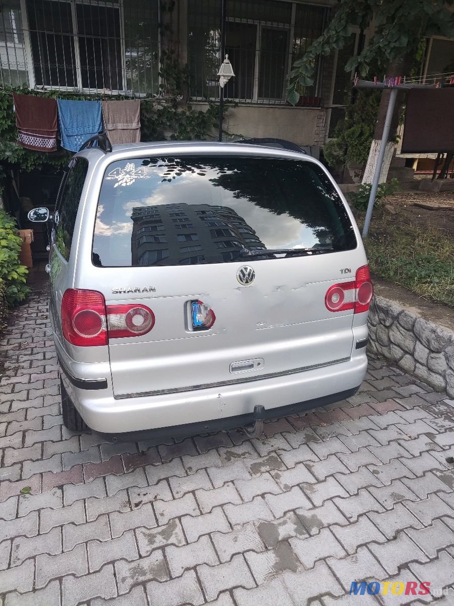 2008' Volkswagen Sharan photo #6