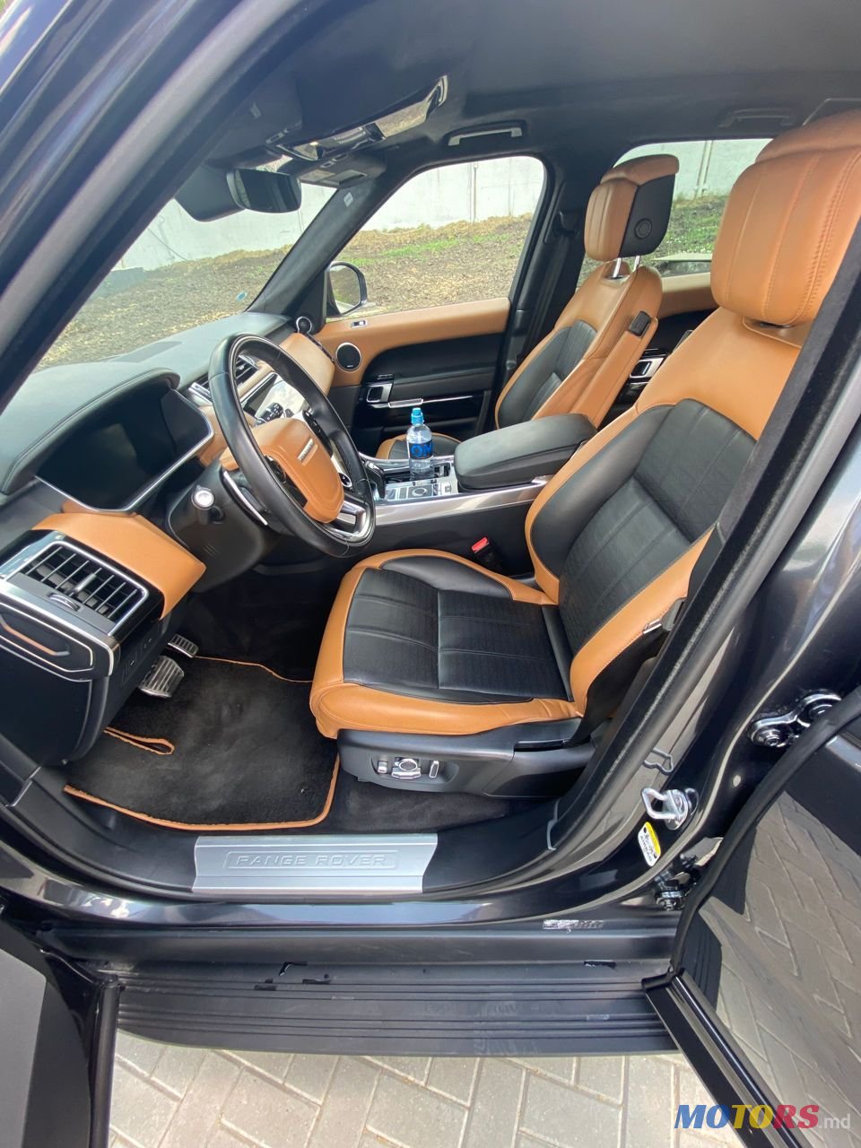 2018' Land Rover Range Rover Sport photo #5