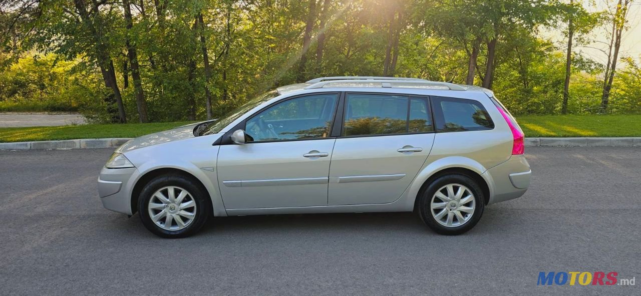 2007' Renault Megane photo #6