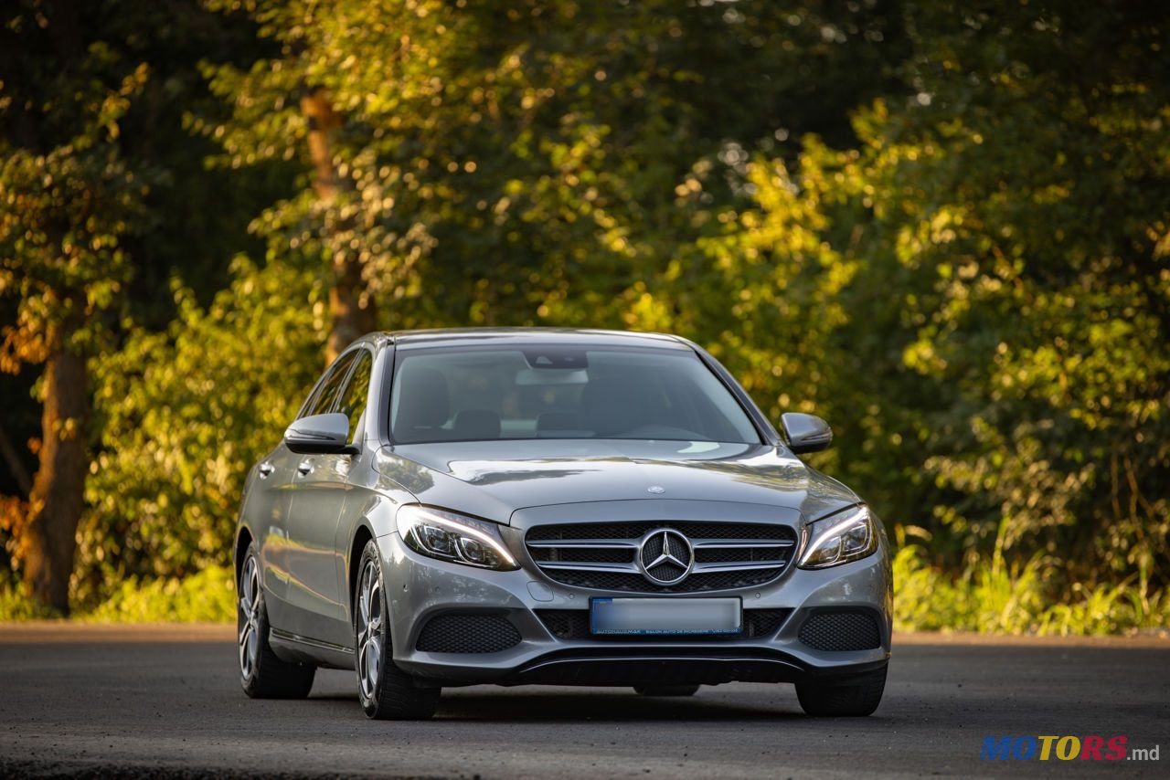 2015' Mercedes-Benz C-Class photo #6