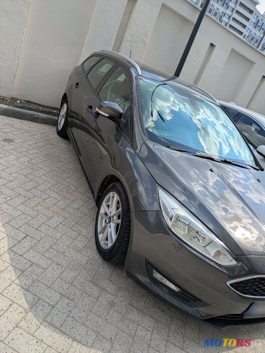 2015' Ford Focus photo #2