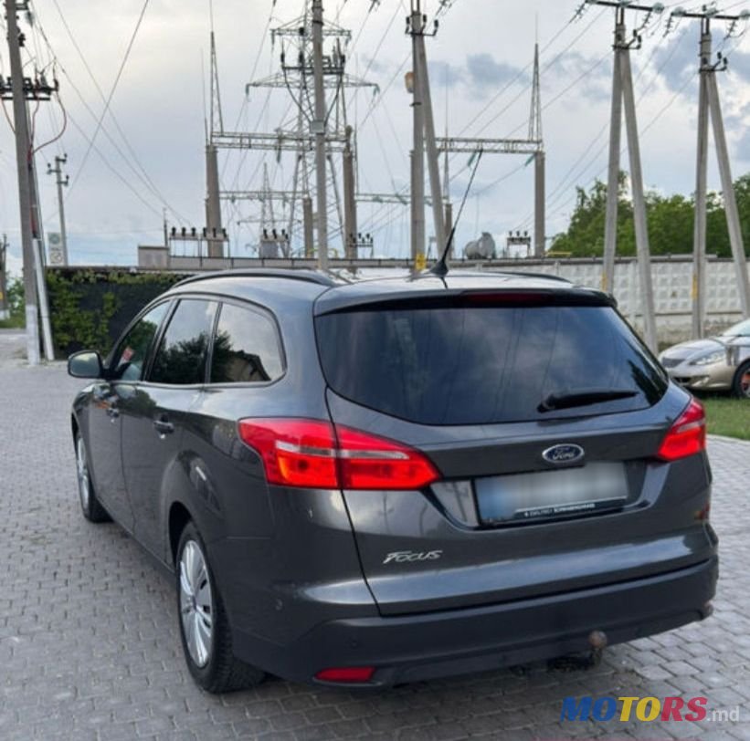 2015' Ford Focus photo #6