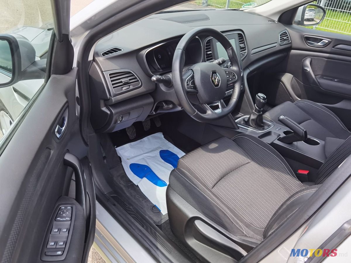 2019' Renault Megane photo #5