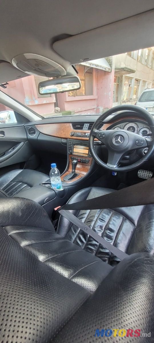 2009' Mercedes-Benz CLS-Class photo #3