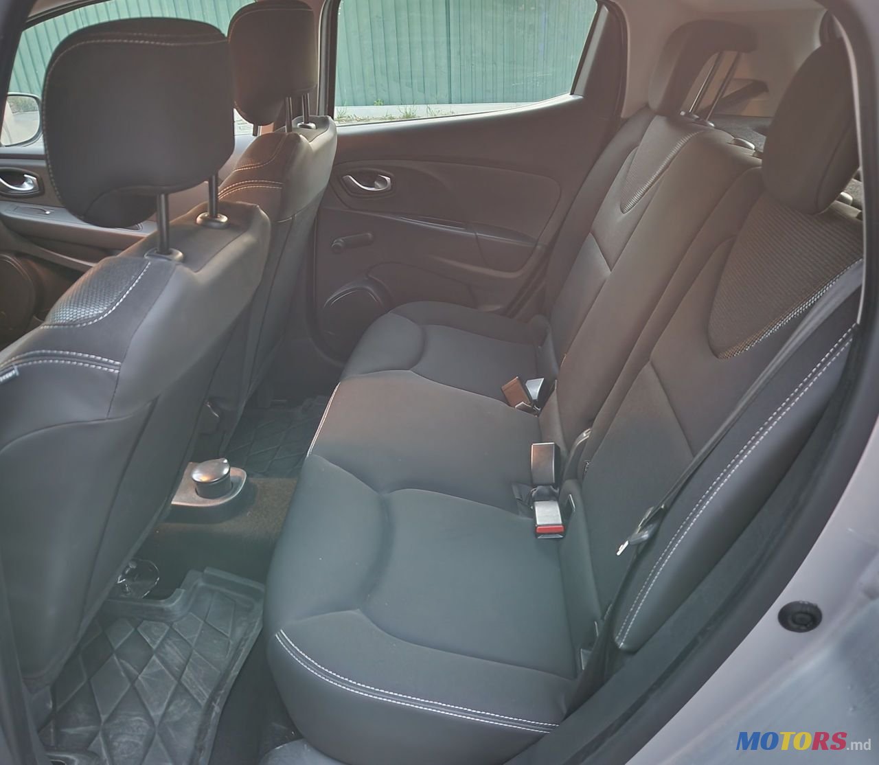 2019' Renault Clio photo #5