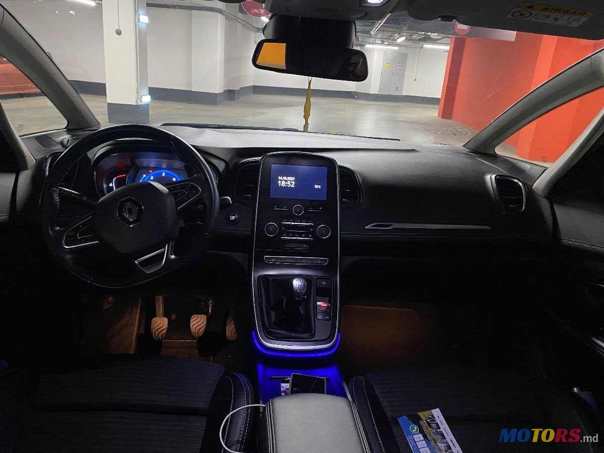 2017' Renault Scenic photo #4