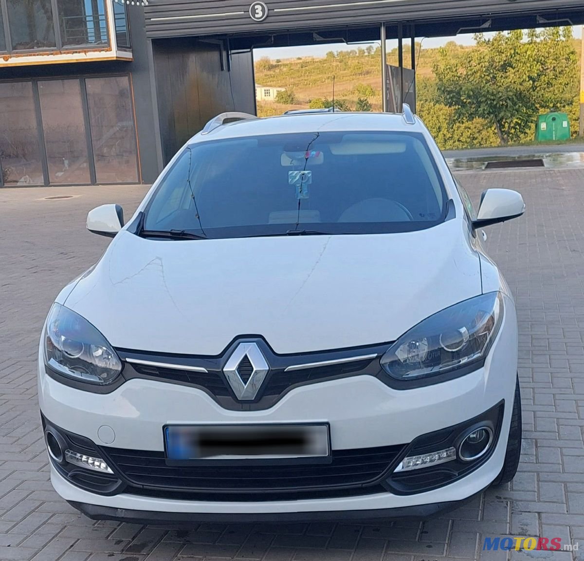 2015' Renault Megane photo #1