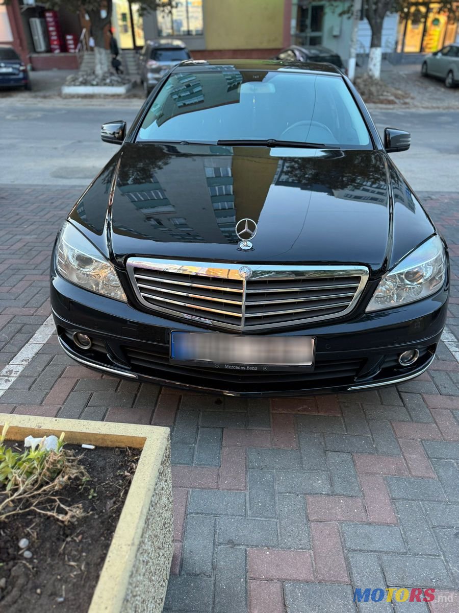 2007' Mercedes-Benz C-Class photo #3