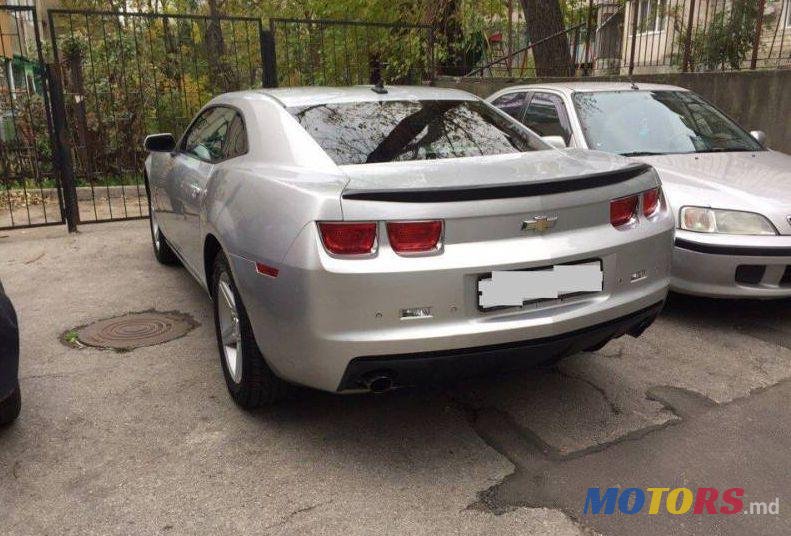2010' Chevrolet Camaro photo #2