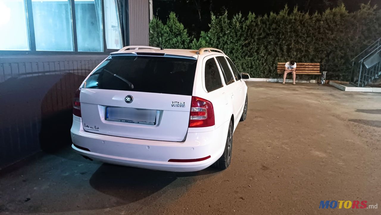 2009' Skoda Octavia photo #3