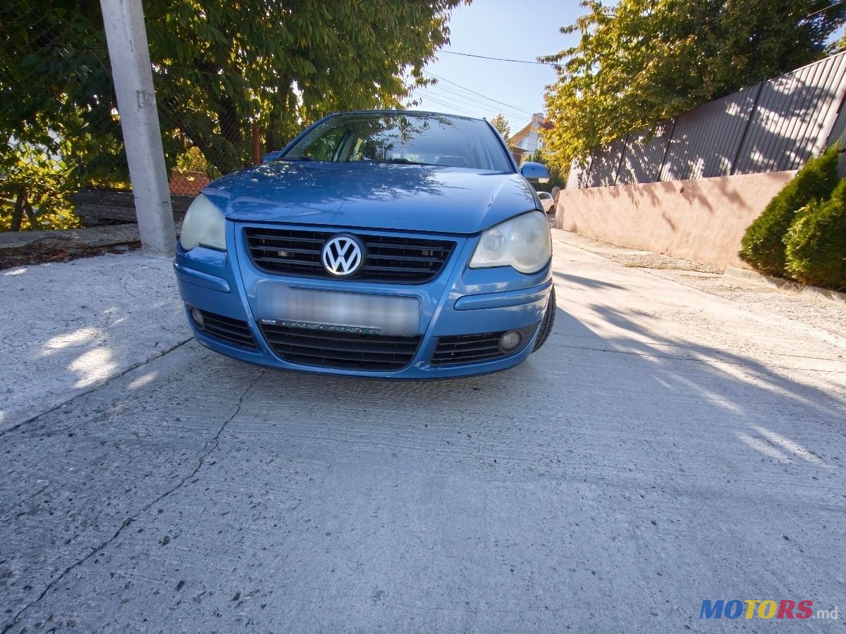 2008' Volkswagen Polo photo #3