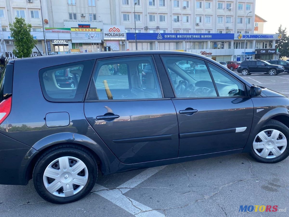 2005' Renault Grand Scenic photo #5