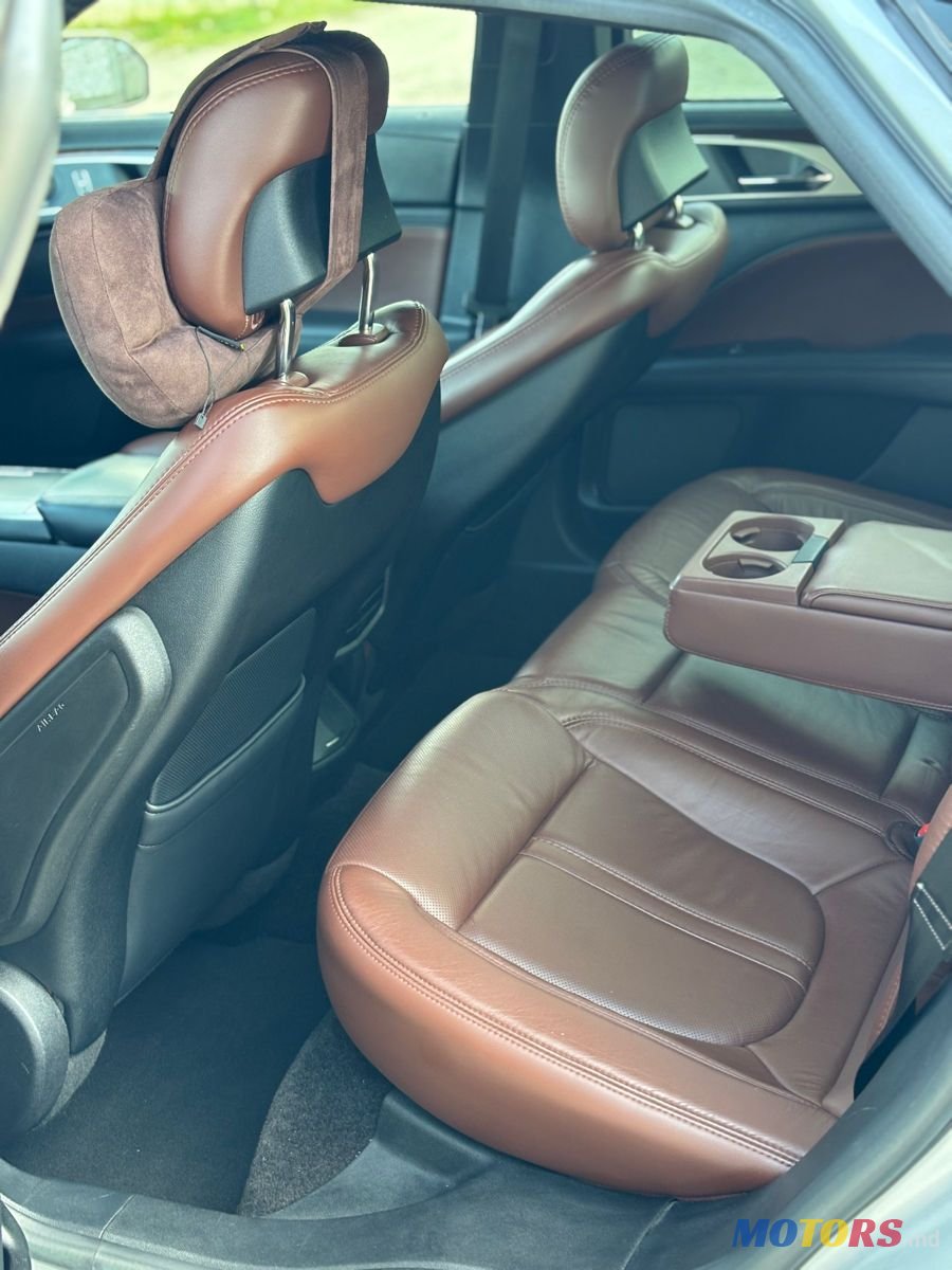 2017' Lincoln MKZ photo #6