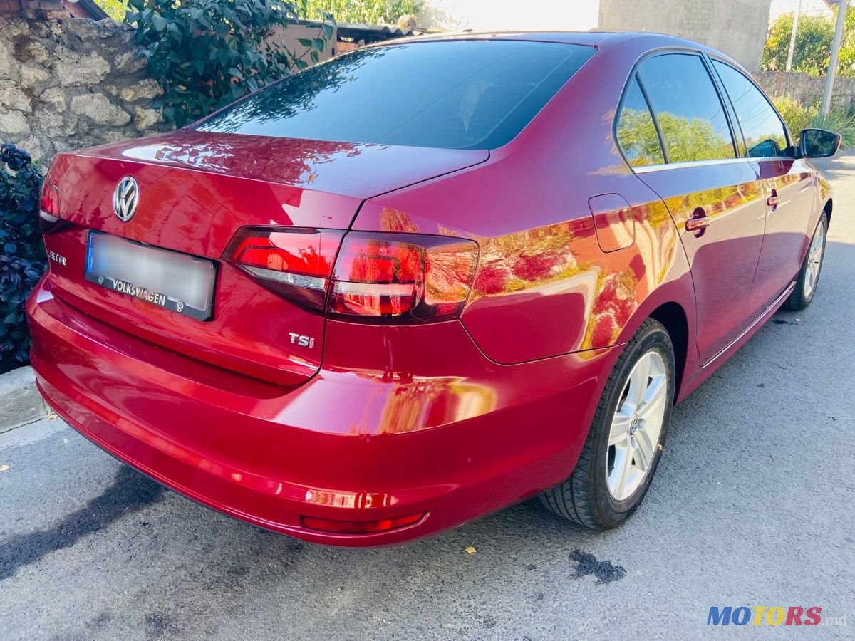 2016' Volkswagen Jetta photo #3