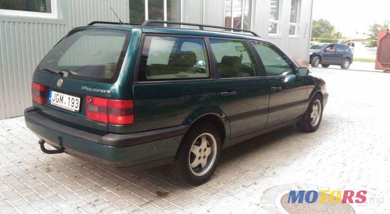1996' Volkswagen Passat photo #1