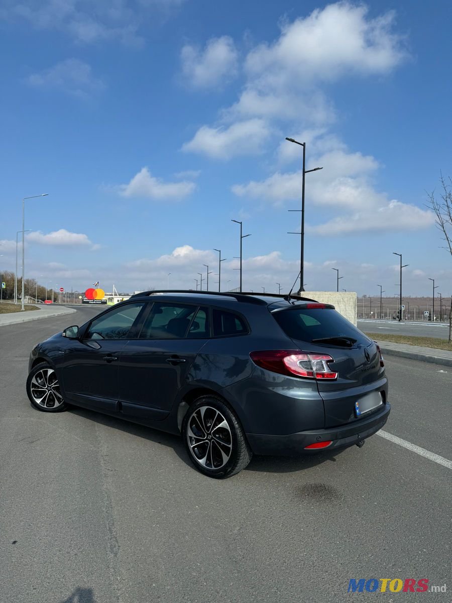 2015' Renault Megane photo #3