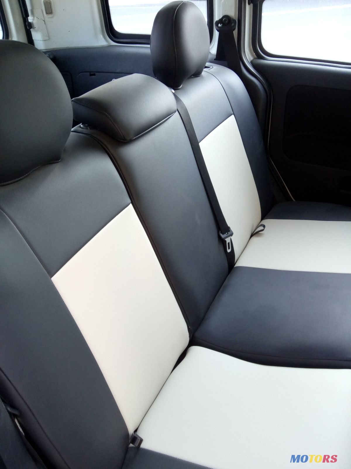 2010' Opel Campo photo #4