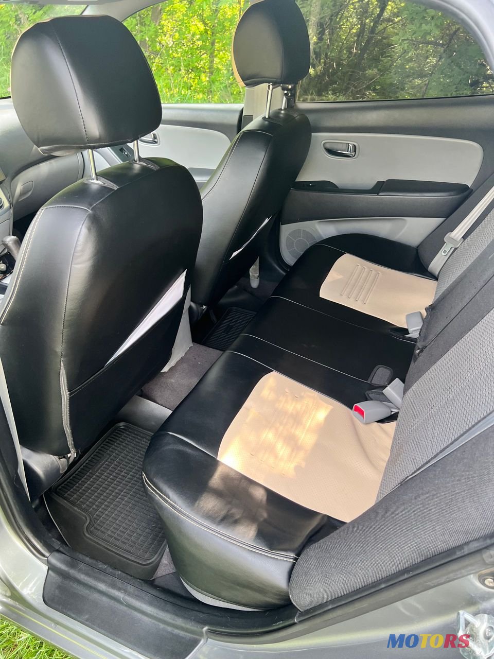 2010' Hyundai Elantra photo #5