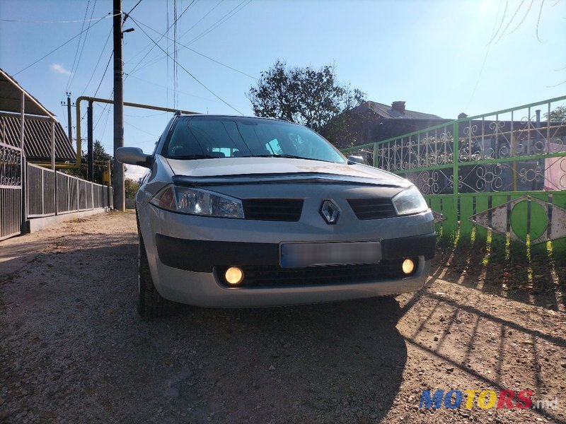 2005' Renault Megane photo #3