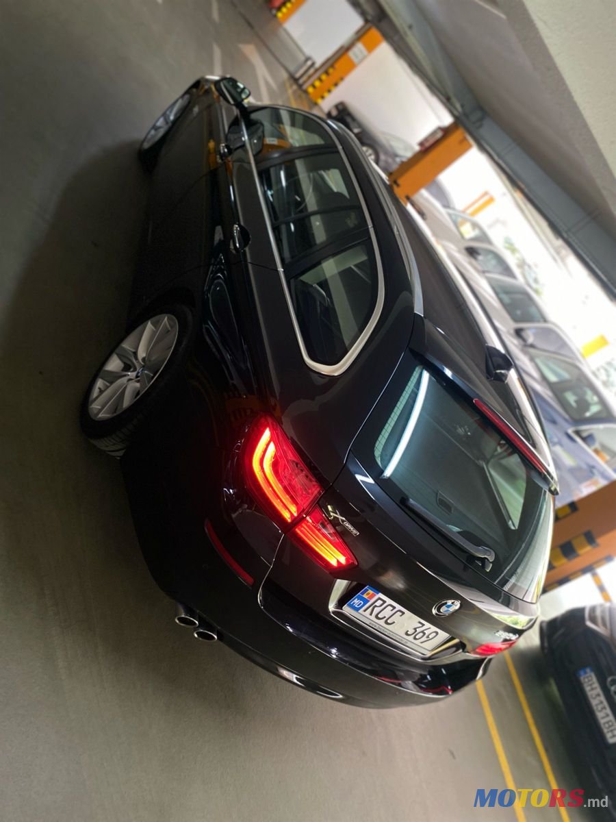2015' BMW 5 Series photo #5