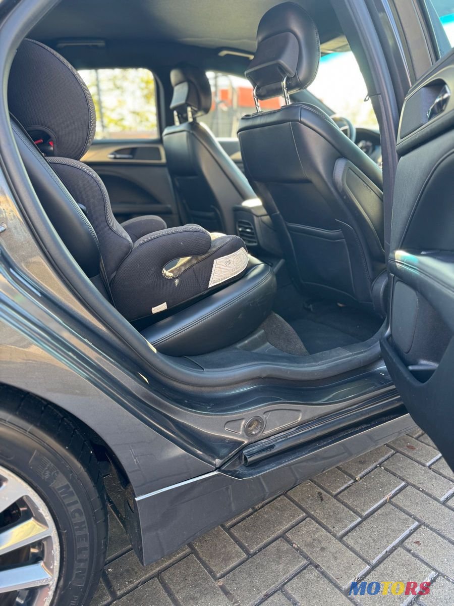 2019' Lincoln MKZ photo #6