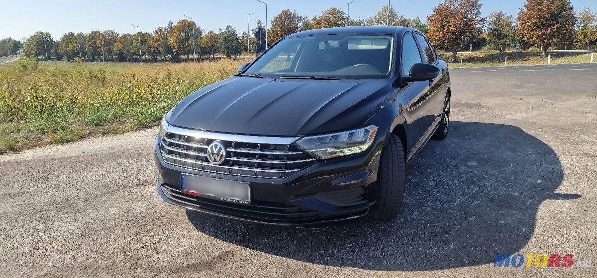2018' Volkswagen Jetta photo #6