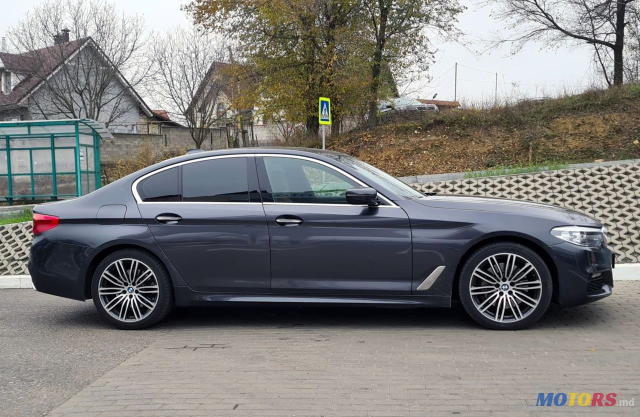 2018' BMW 5 Series photo #4