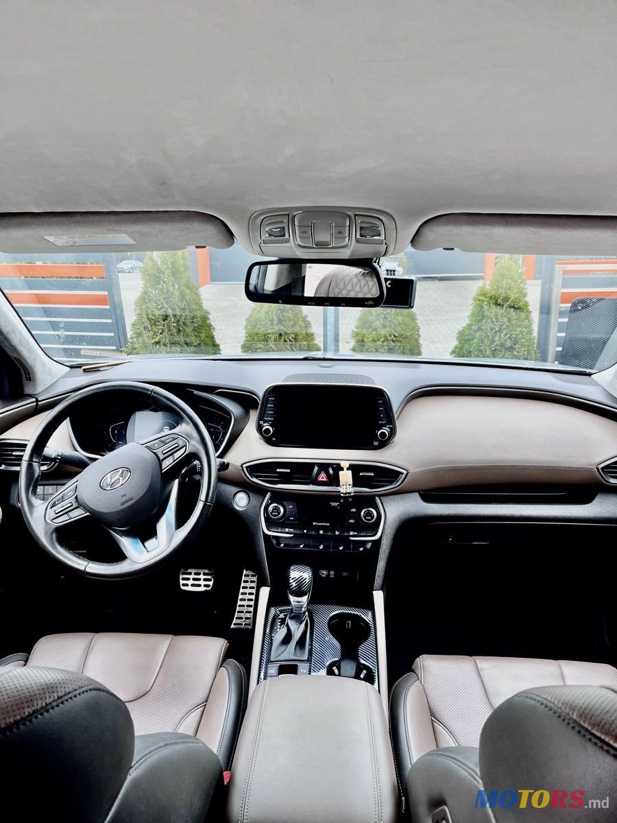 2019' Hyundai Santa Fe photo #5