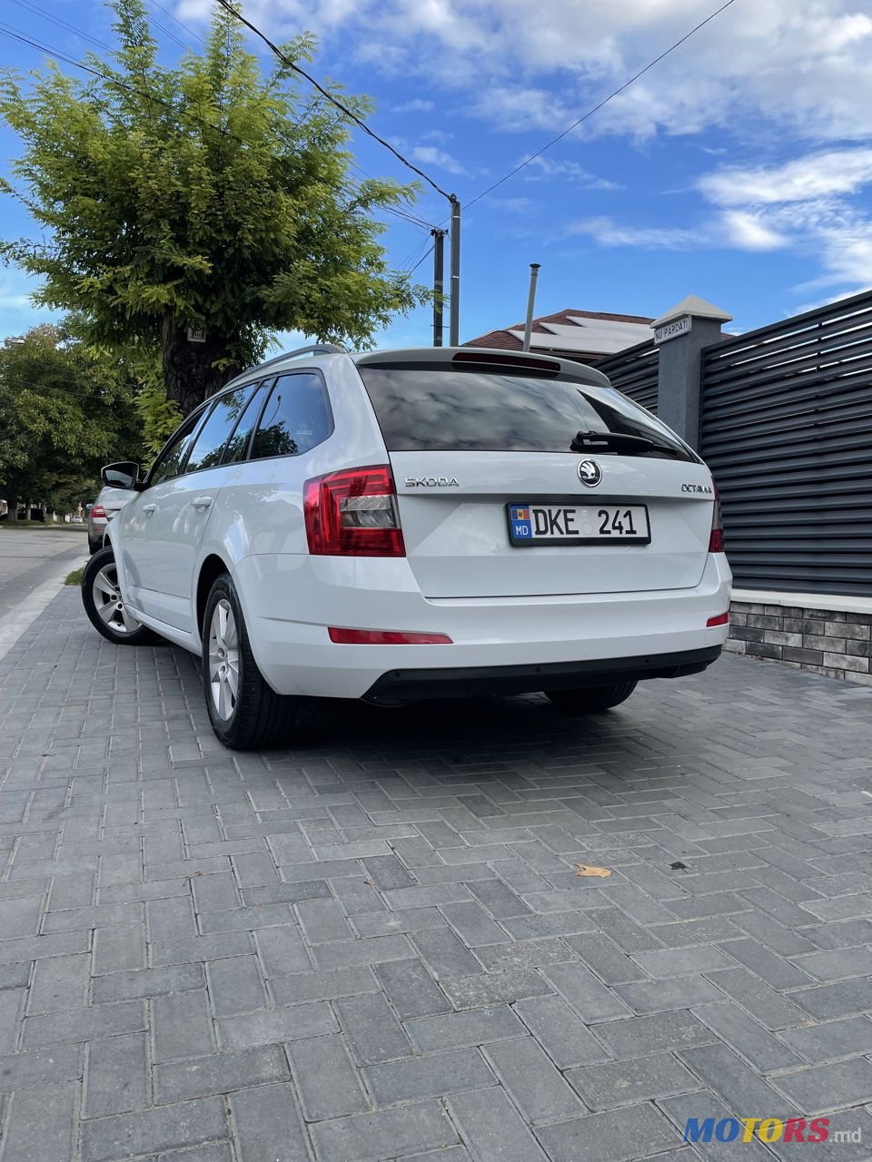 2014' Skoda Octavia photo #3