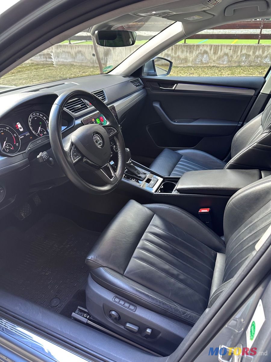 2017' Skoda Superb photo #5
