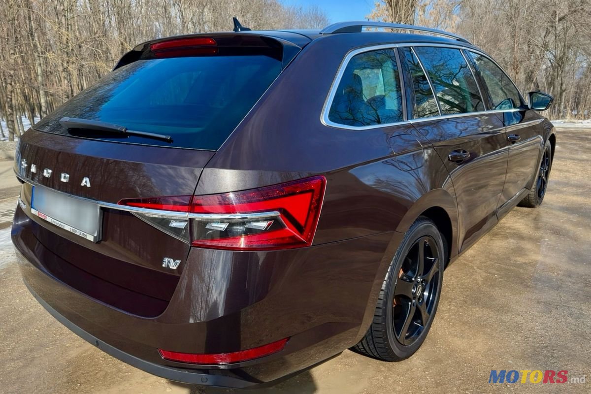 2021' Skoda Superb photo #2