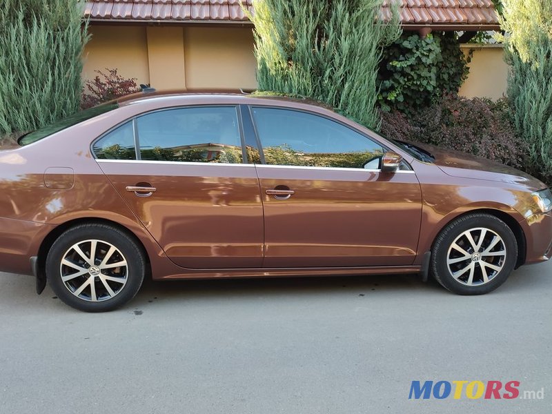 2016' Volkswagen Jetta photo #5