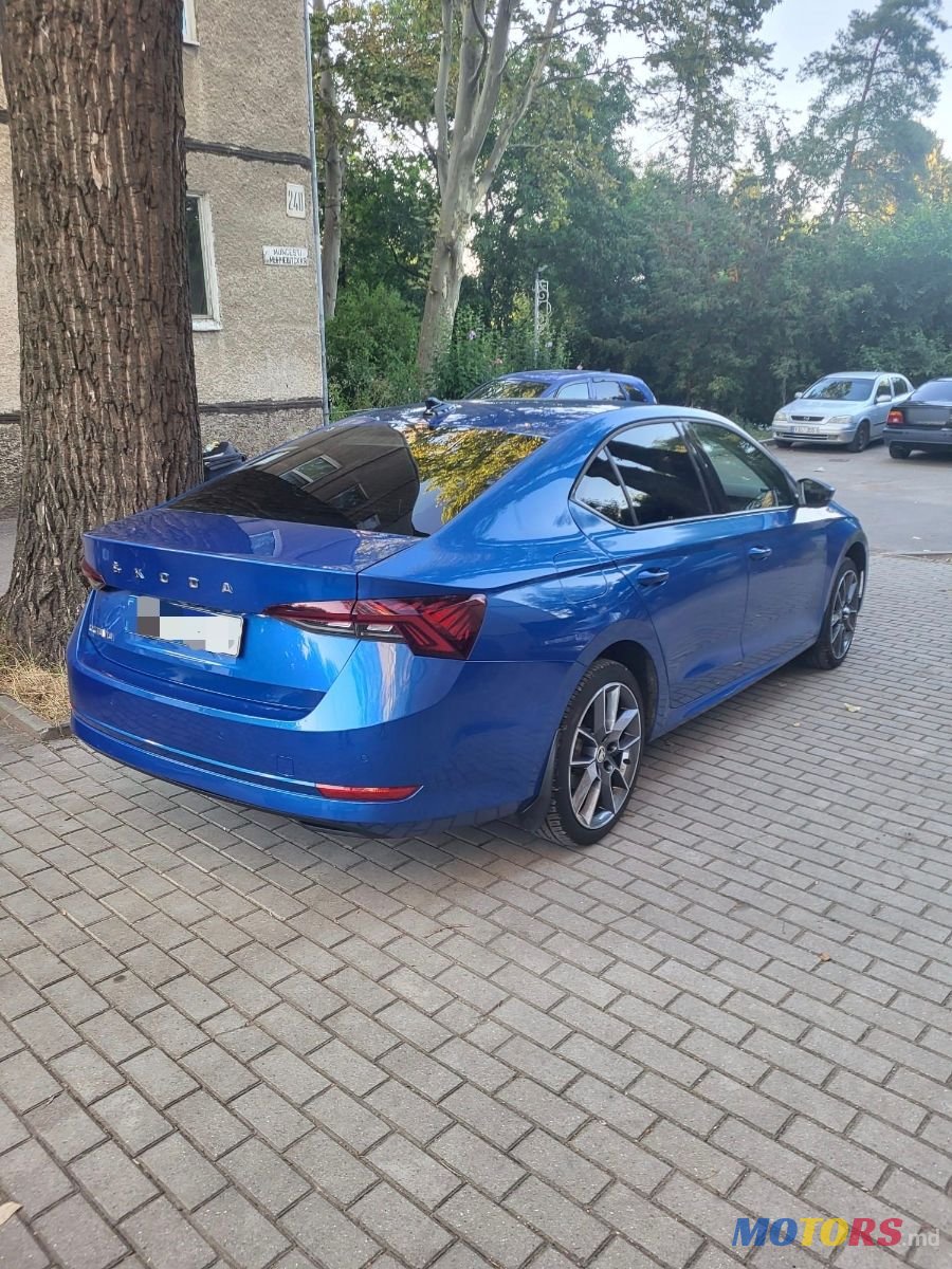 2021' Skoda Octavia photo #2