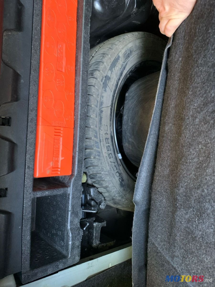 2004' Renault Megane photo #6