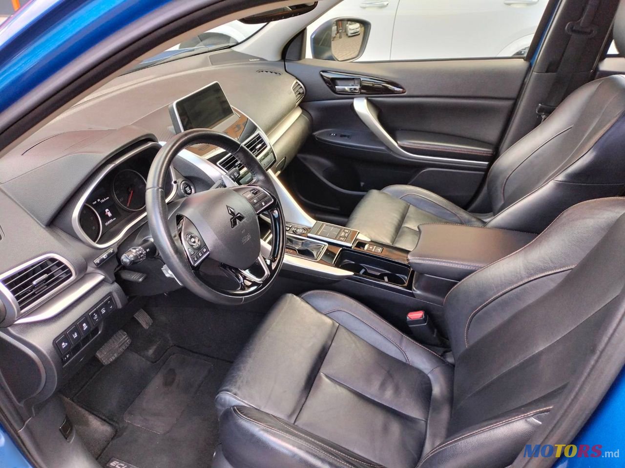 2019' Mitsubishi Eclipse Cross photo #2