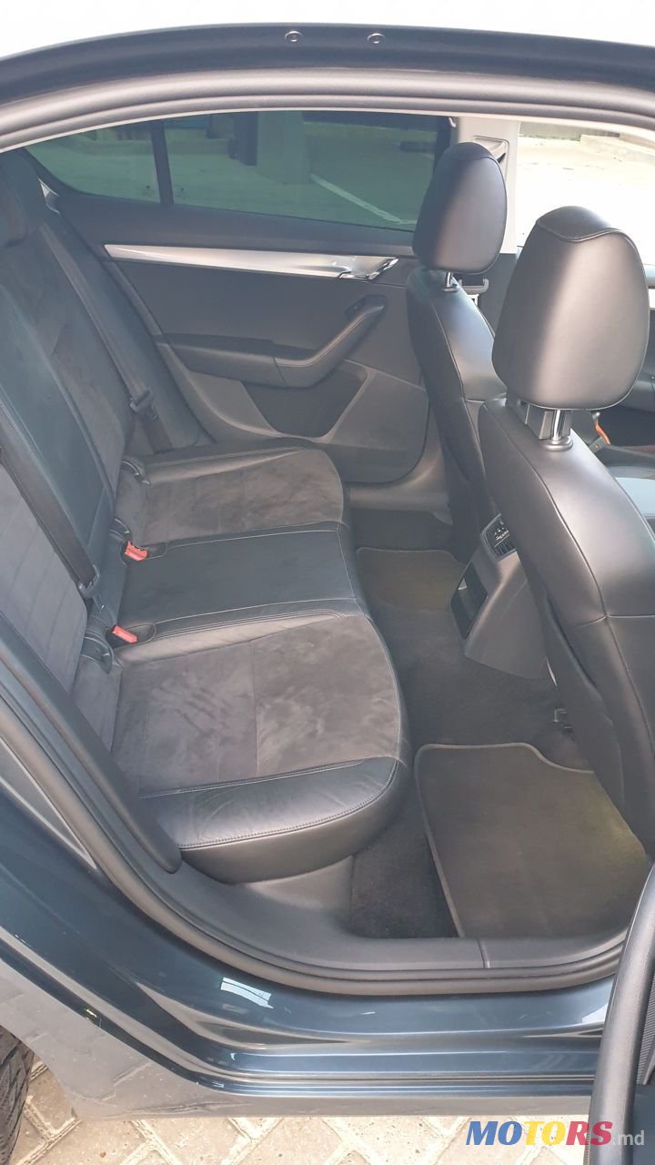 2016' Skoda Octavia photo #6