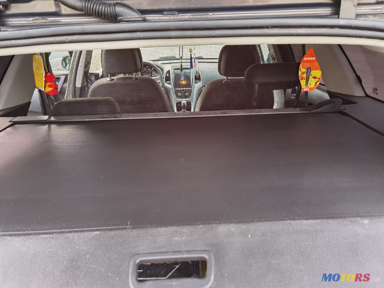 2013' Opel Astra photo #4