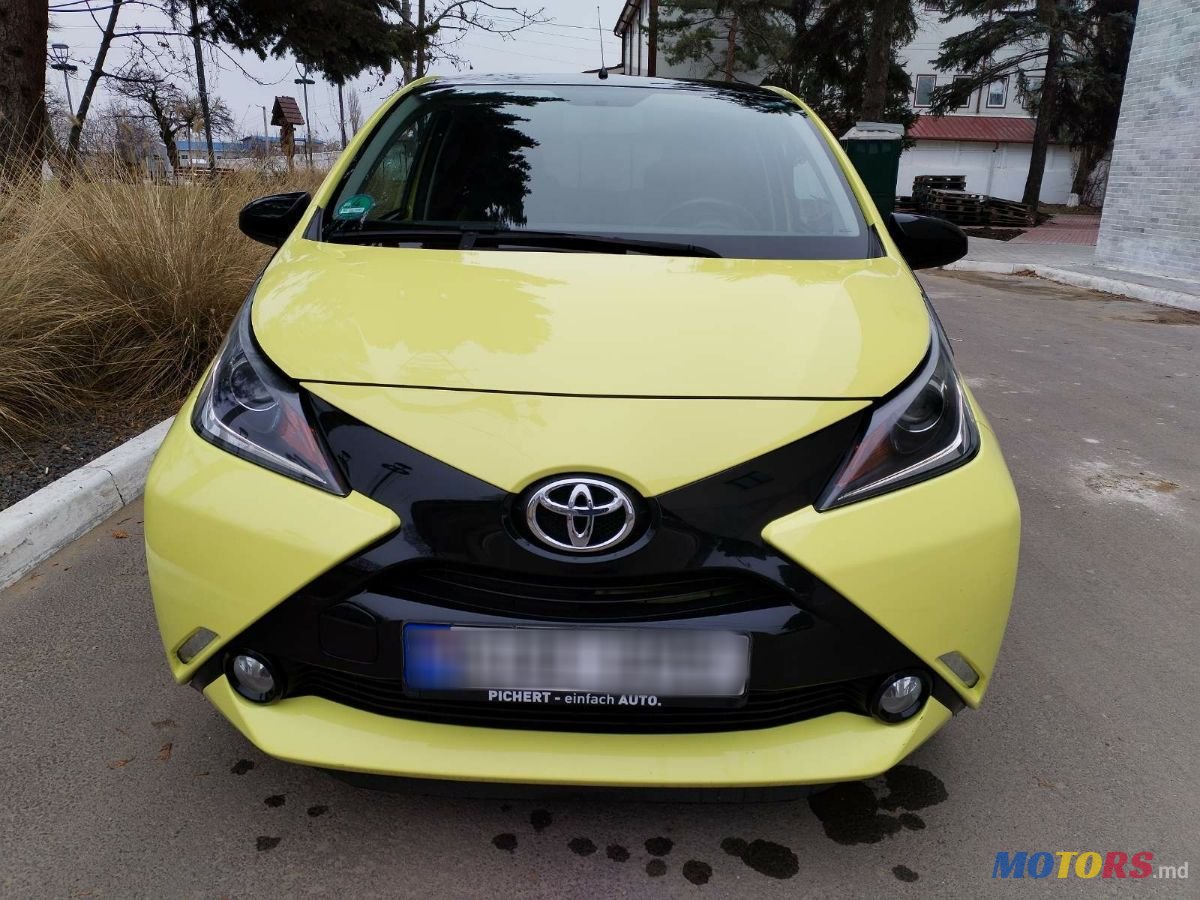 2016' Toyota Aygo photo #6
