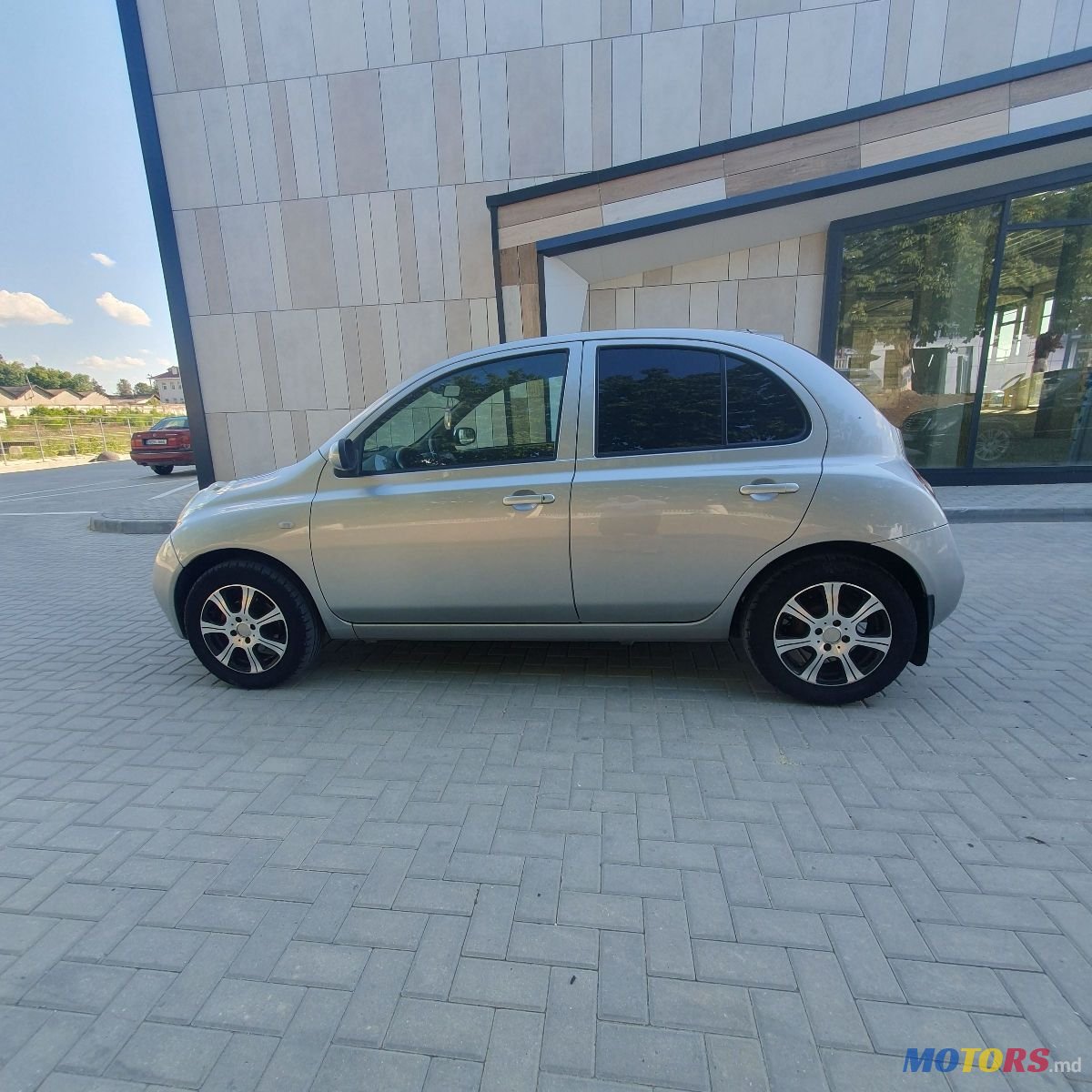 2005' Nissan Micra photo #2