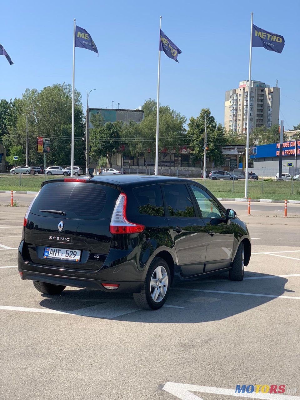 2012' Renault Grand Scenic photo #4