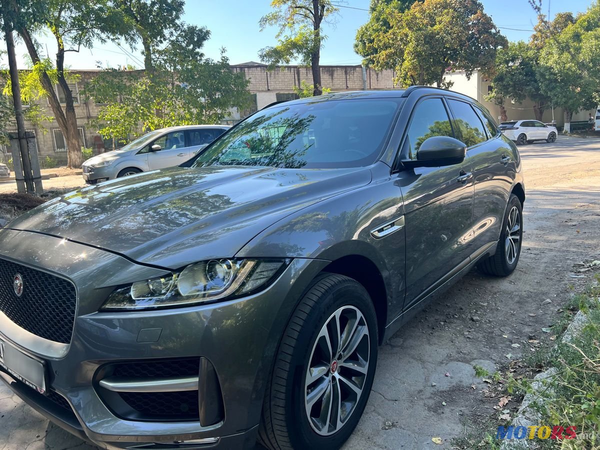 2017' Jaguar F-Pace photo #4