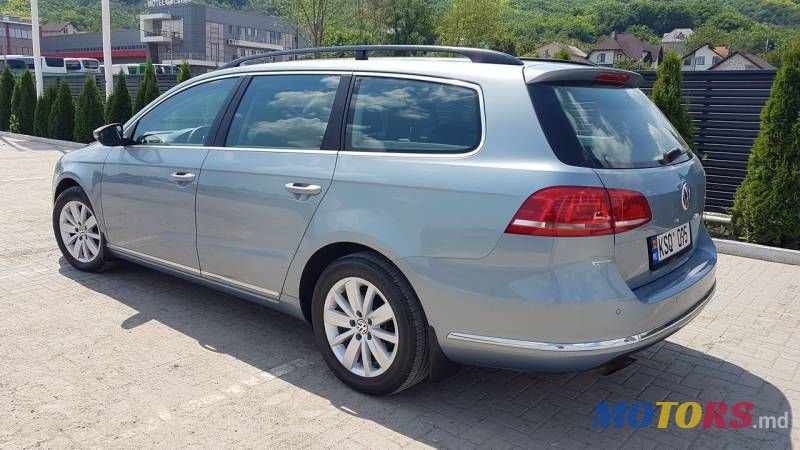 2013' Volkswagen Passat photo #4