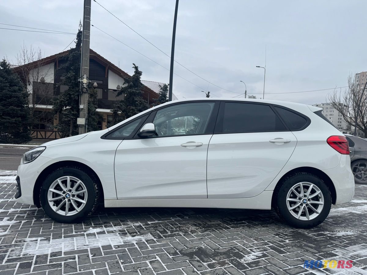 2021' BMW 2 Series Active Tourer photo #4