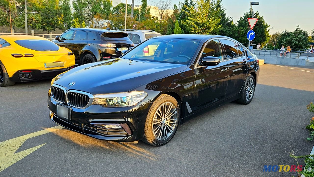2018' BMW 5 Series photo #2
