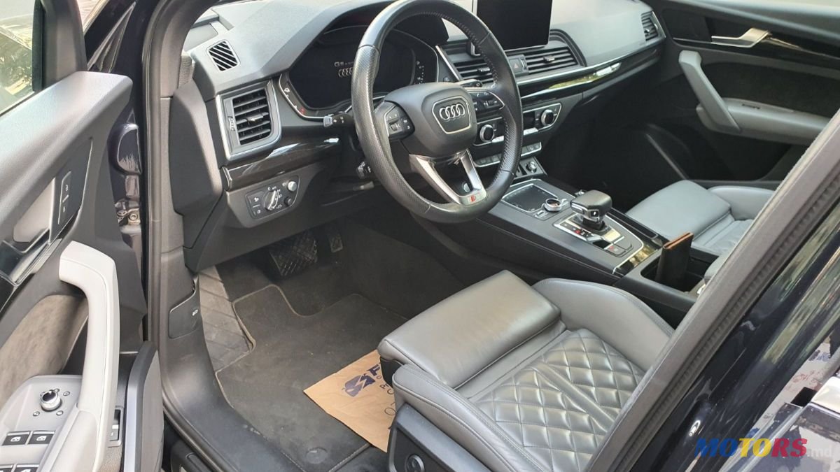 2020' Audi Q5 photo #6