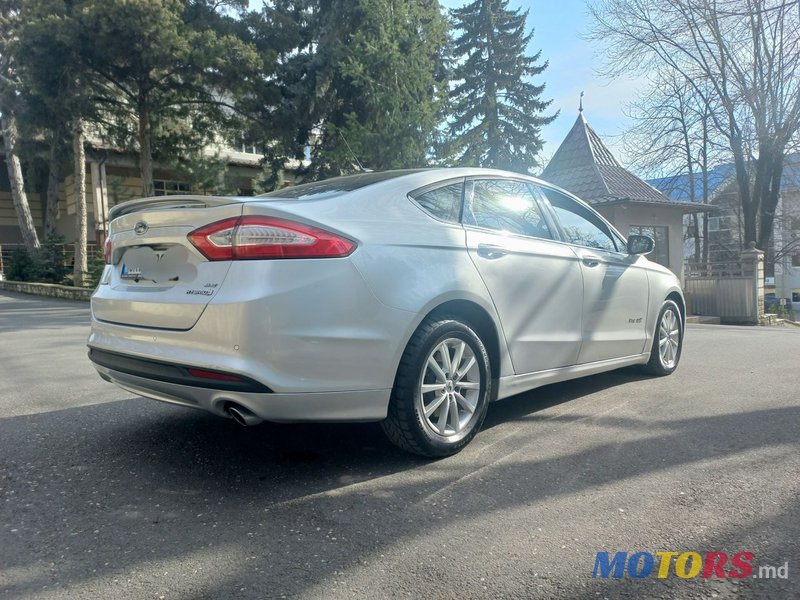 2013' Ford Fusion photo #4