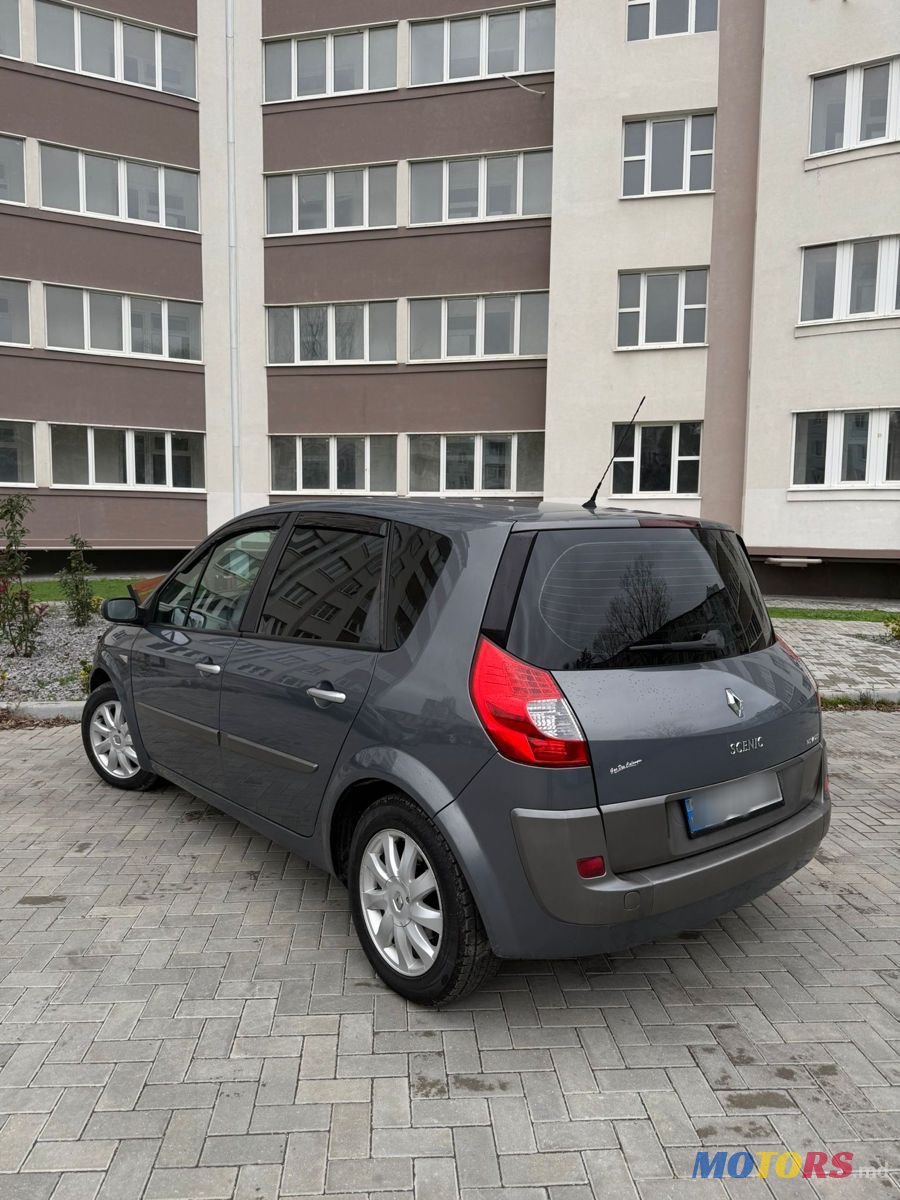 2008' Renault Scenic photo #3