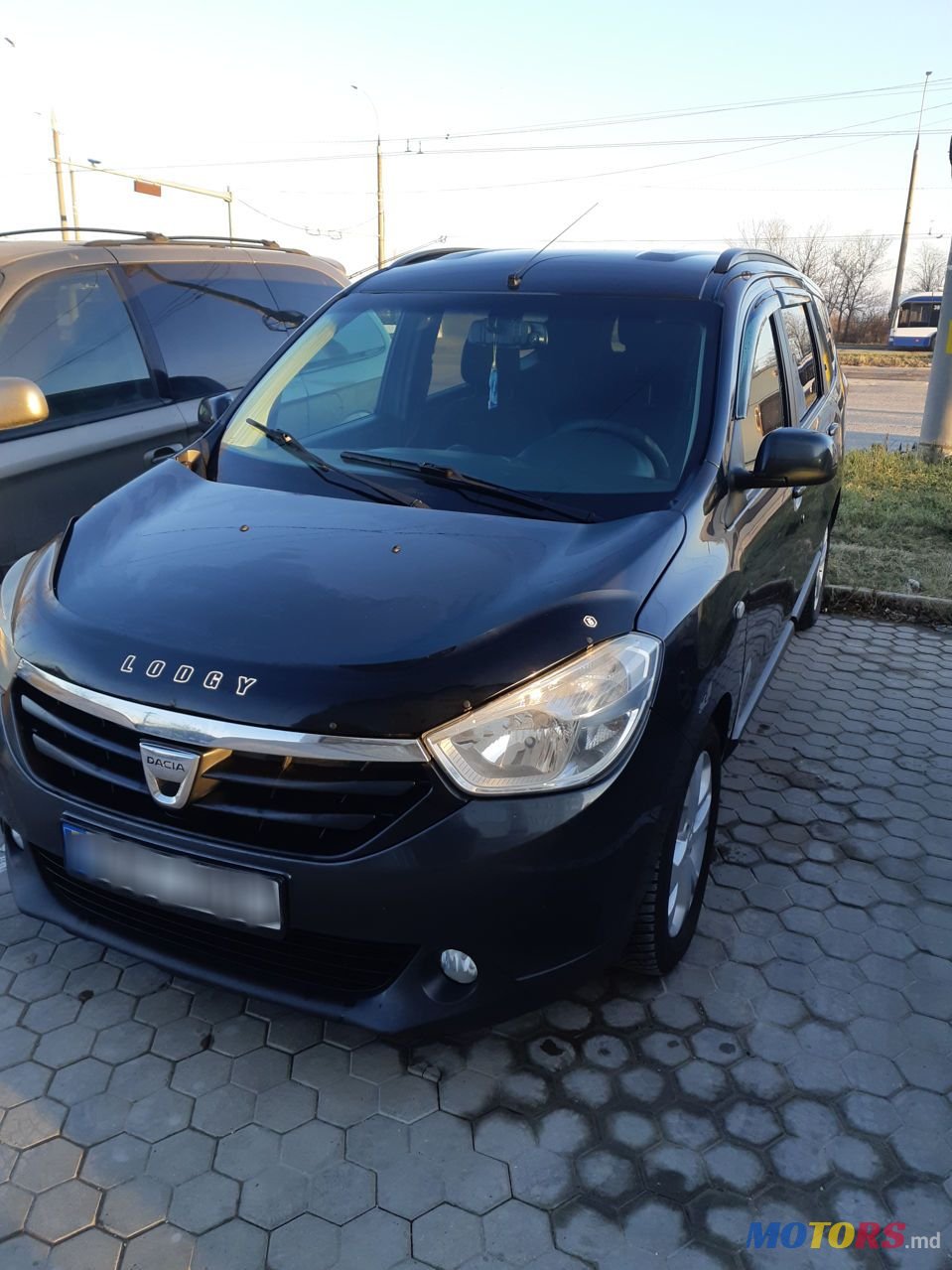 2012' Dacia Lodgy photo #1